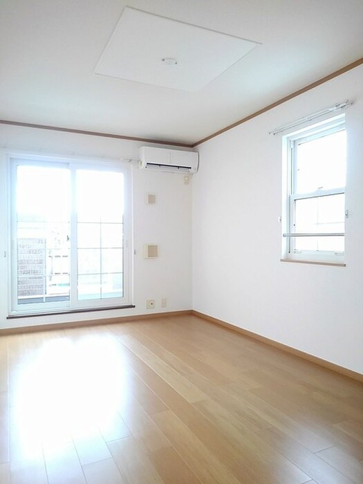 物件内観写真5　(居室)