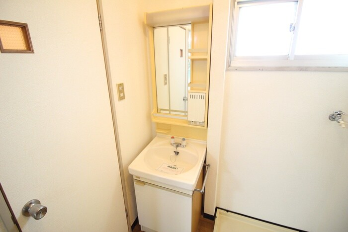 物件内観写真13　(洗面)