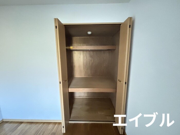 物件内観写真13　(収納)