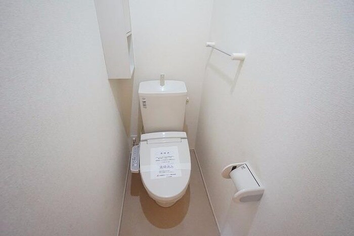 物件内観写真9　(トイレ)