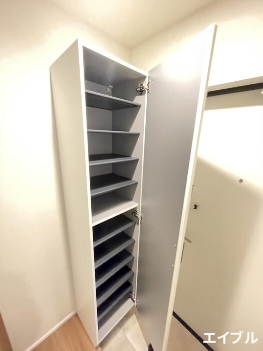 物件内観写真15　(靴箱)