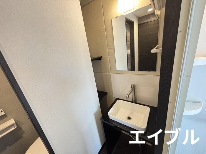 物件内観写真9　(洗面)