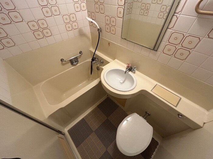 物件内観写真6　(トイレ)