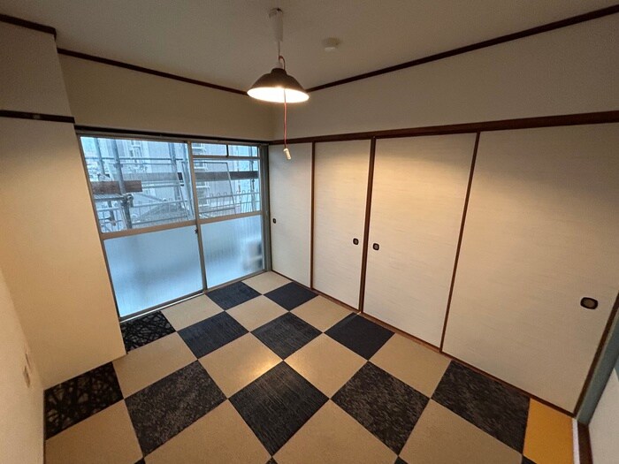 物件内観写真8　(居室)