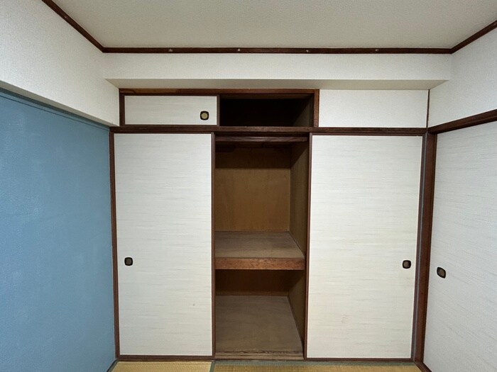 物件内観写真10　(収納)