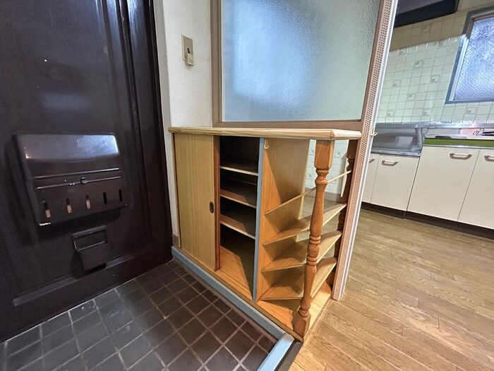 物件内観写真12　(靴箱)