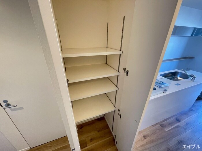 物件内観写真14　(収納)