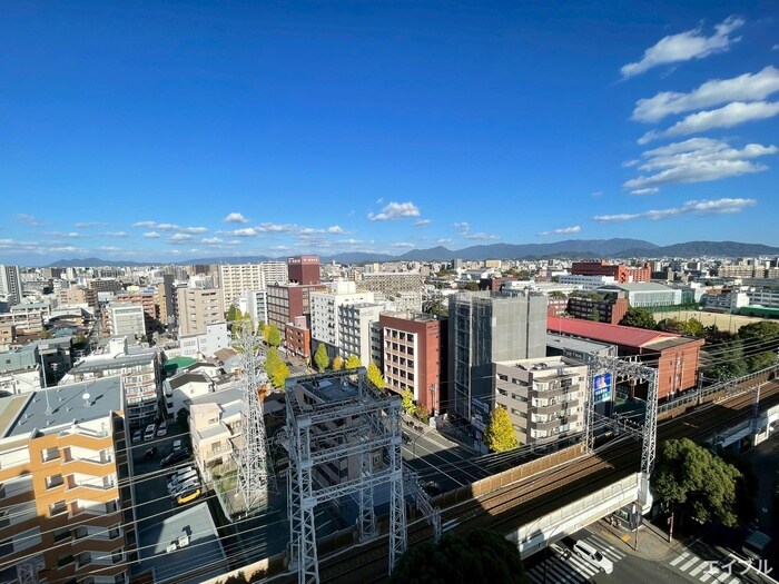 物件内観写真22　(室内からの展望)