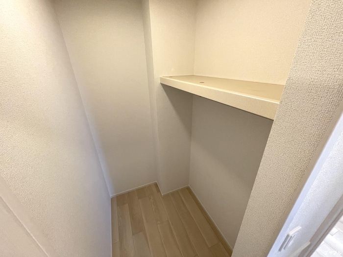物件内観写真10　(収納)
