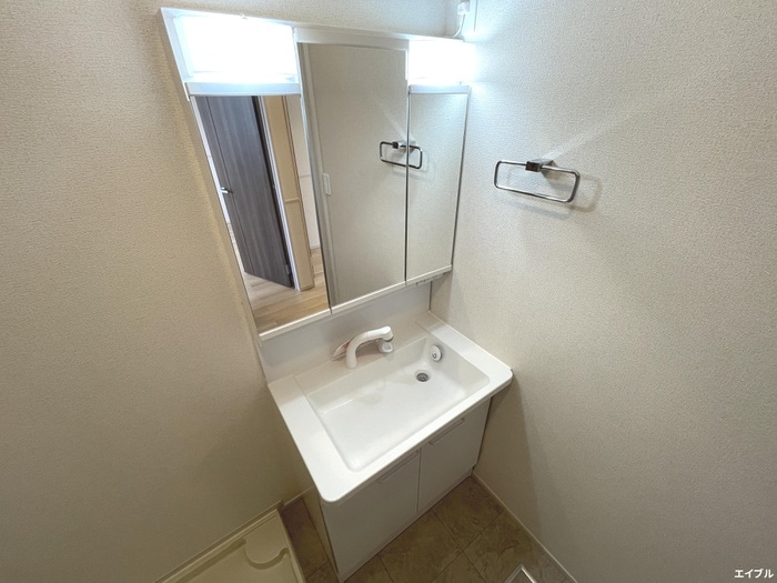 物件内観写真15　(洗面)