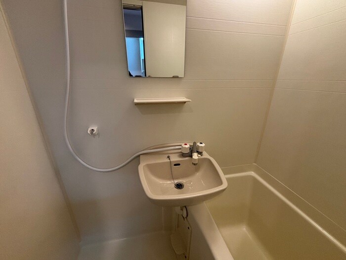 物件内観写真11　(洗面)