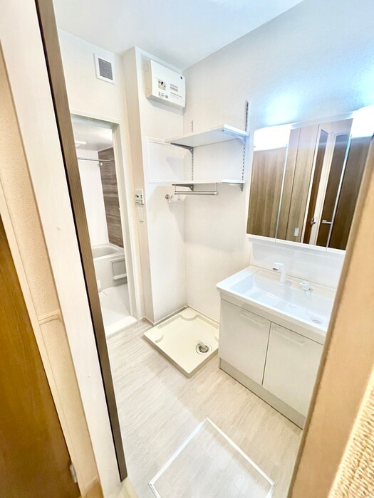 物件内観写真20　(洗濯機置場)