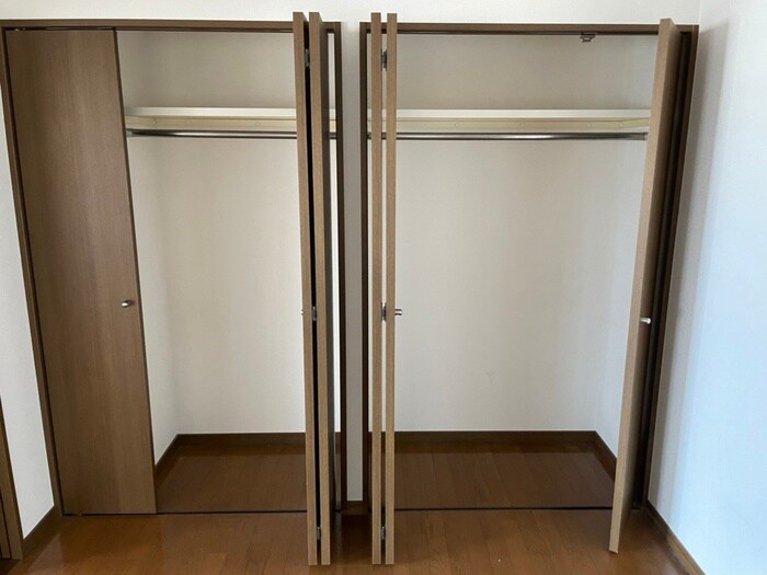 物件内観写真10　(収納)