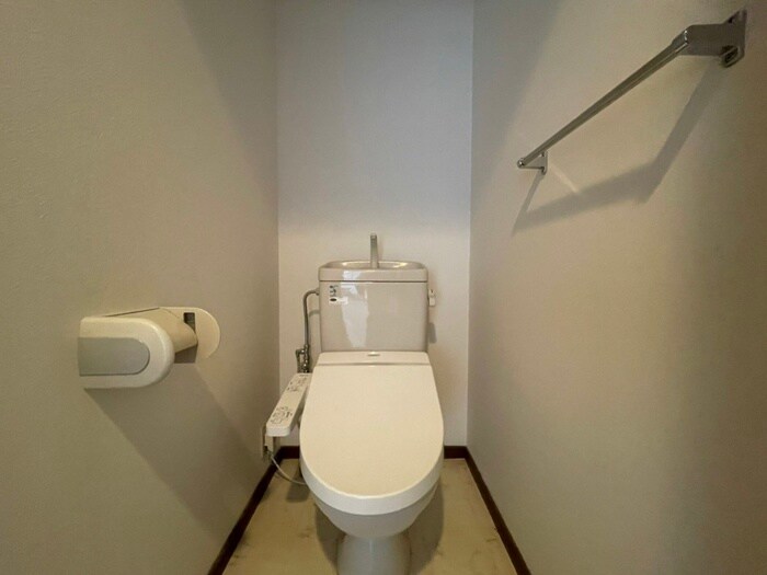物件内観写真17　(トイレ)