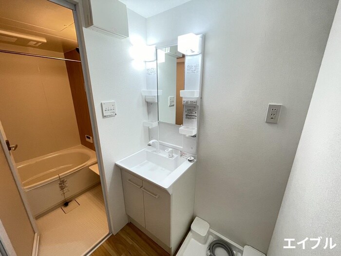 物件内観写真7　(洗面)