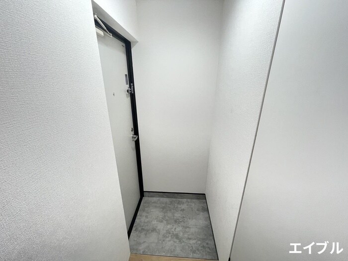 物件内観写真14　(玄関)