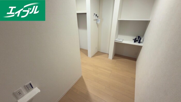 物件内観写真7　(居室)