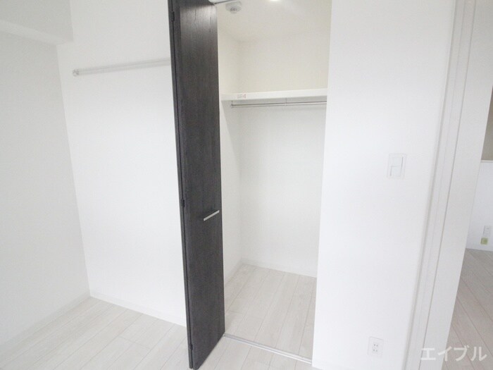 物件内観写真15　(収納)