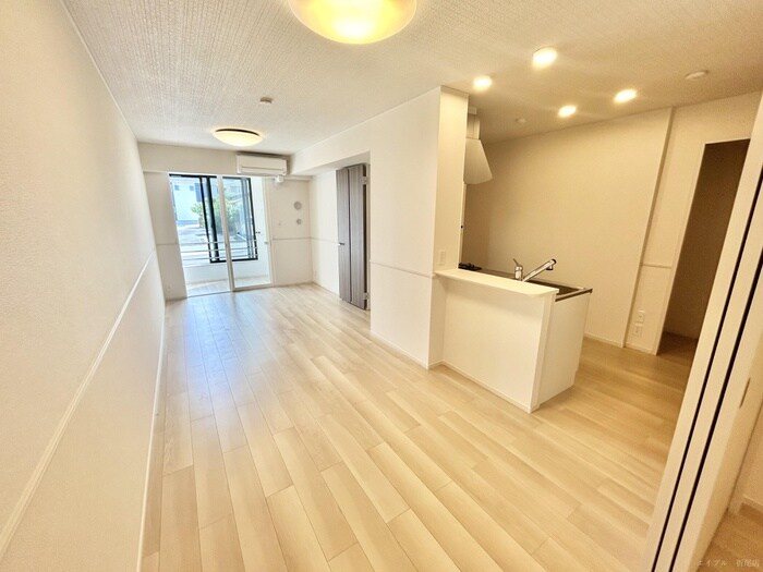 物件内観写真3　(居室)