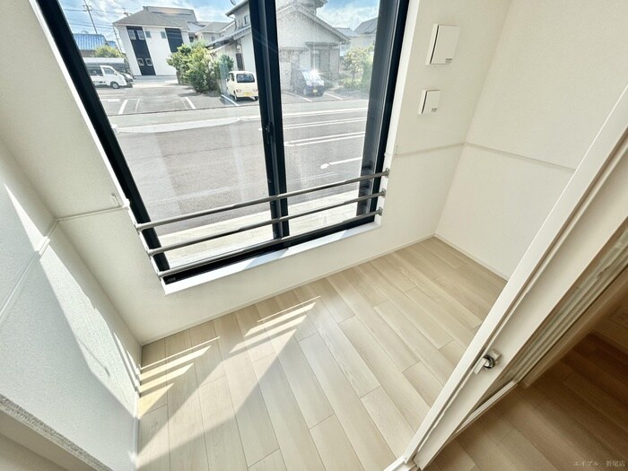 物件内観写真11　(内観写真)