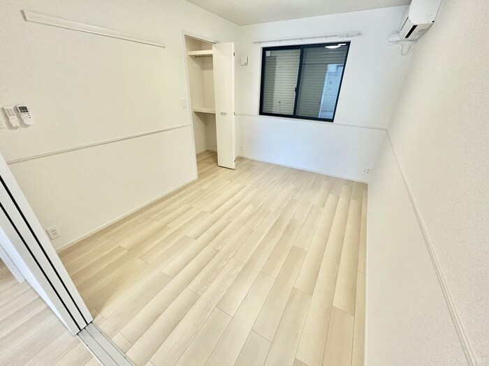 物件内観写真16　(居室)