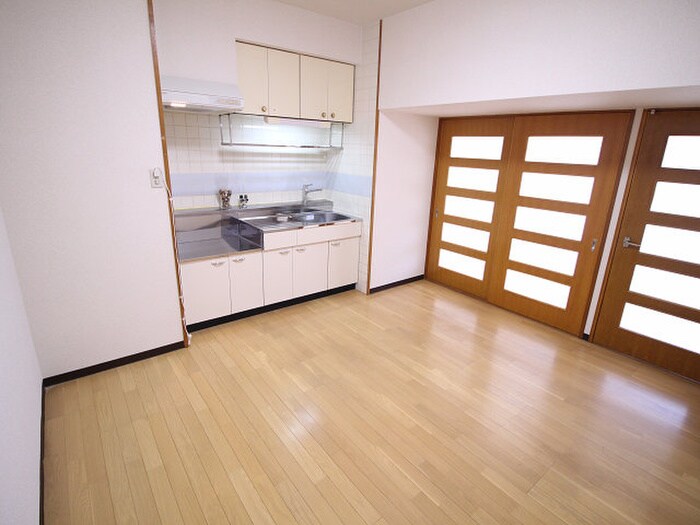 物件内観写真5　(居室)