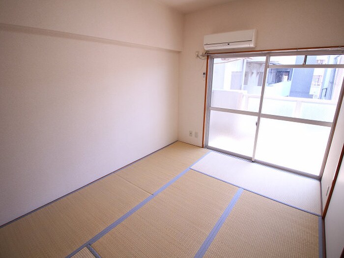 物件内観写真15　(居室)