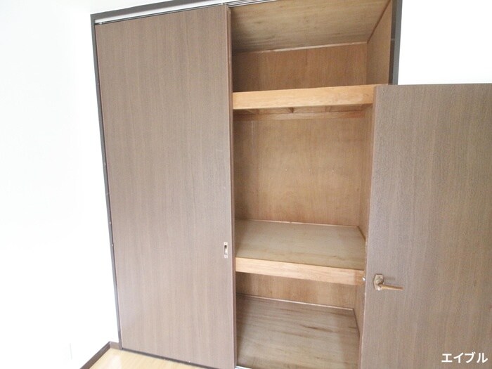 物件内観写真14　(収納)