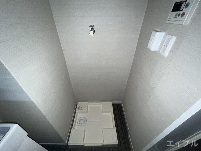 物件内観写真11　(洗濯機置場)