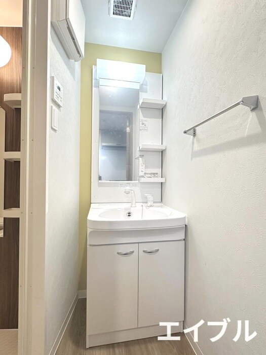 物件内観写真7　(洗面)