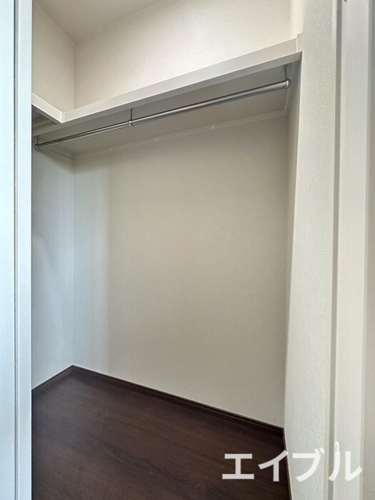 物件内観写真10　(収納)