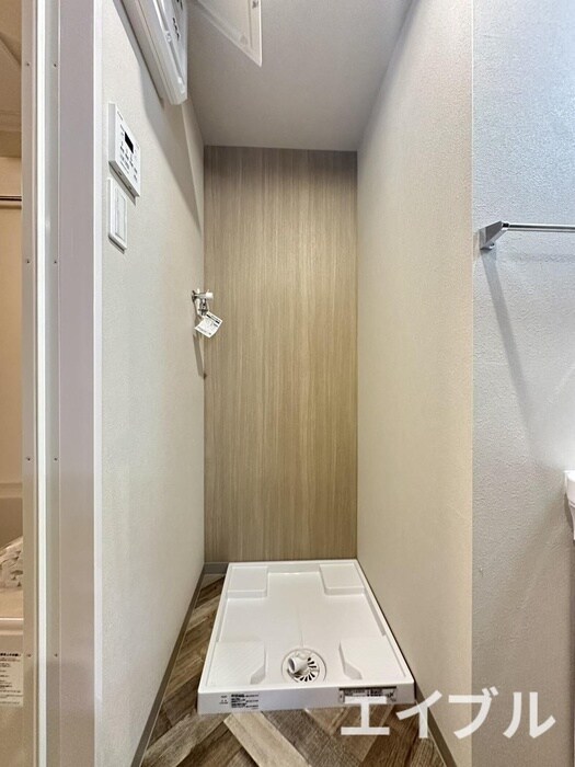 物件内観写真15　(洗濯機置場)