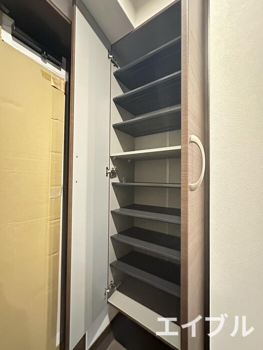物件内観写真18　(靴箱)