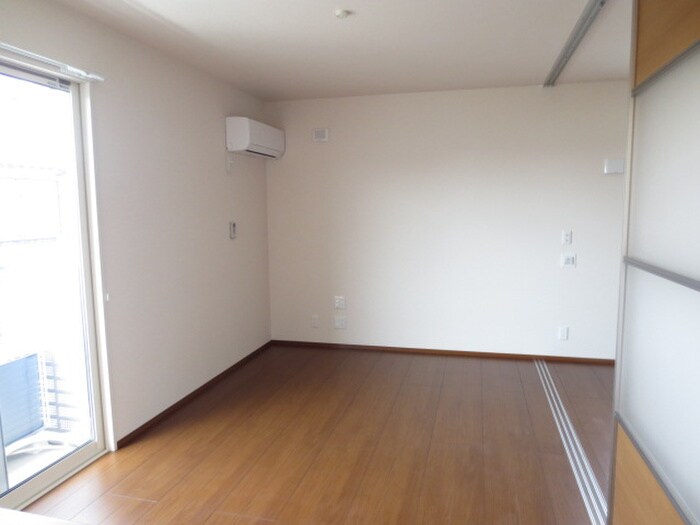 物件内観写真5　(居室)