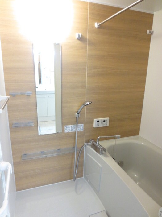 物件内観写真8　(バス／シャワールーム等)