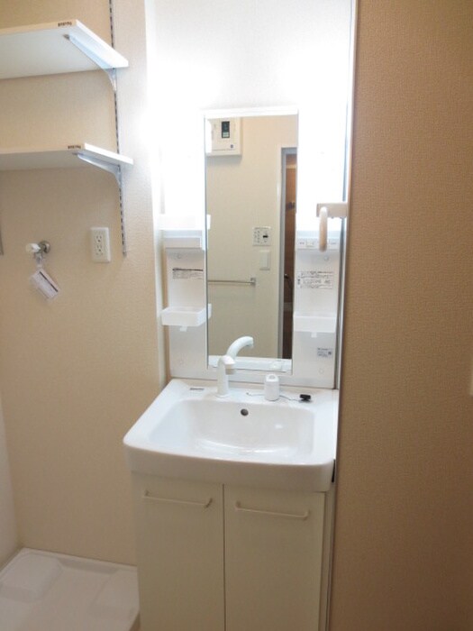 物件内観写真12　(洗面)