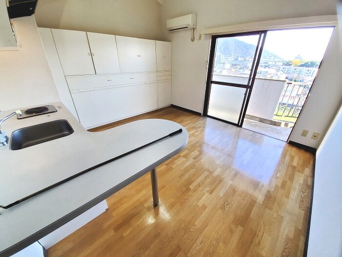 物件内観写真8　(居室)