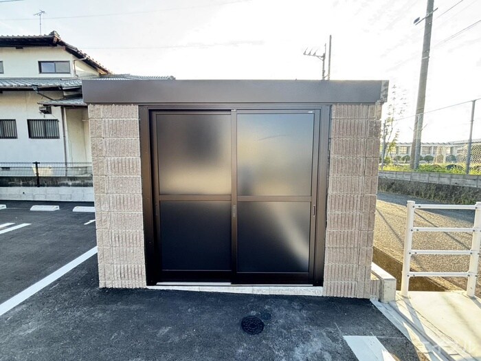 物件外観写真6　(外観写真)