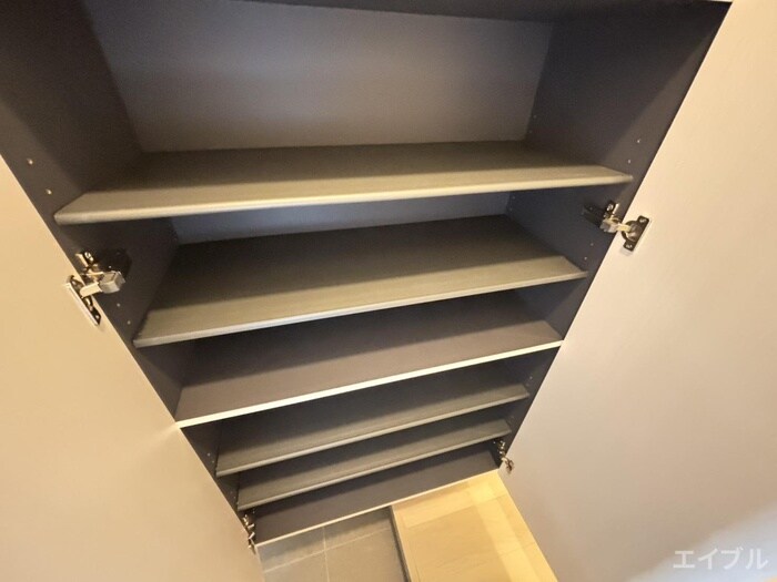 物件内観写真15　(靴箱)