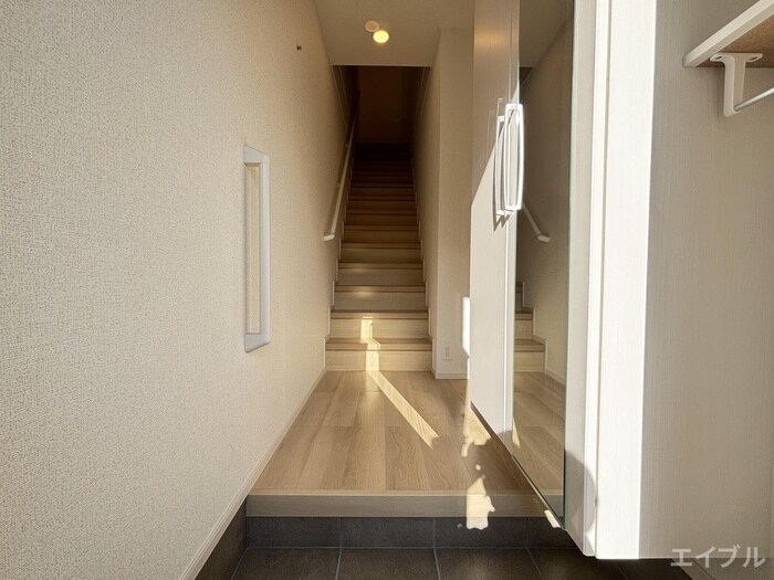 物件内観写真17　(廊下)