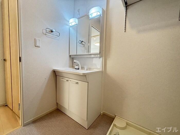 物件内観写真12　(洗面)