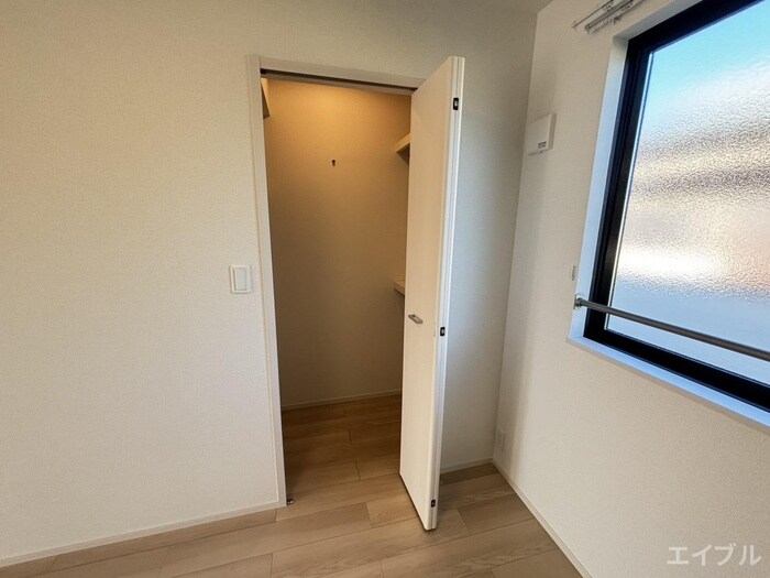 物件内観写真14　(収納)