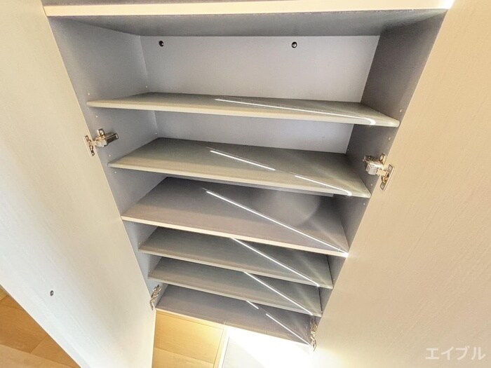 物件内観写真15　(靴箱)