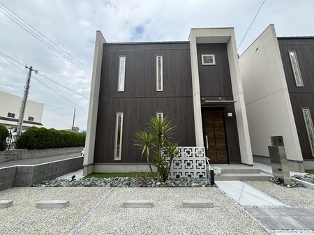RE VILLAGE A棟外観写真