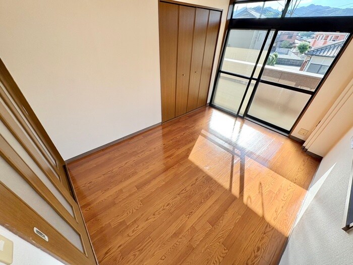 物件内観写真6　(居室)