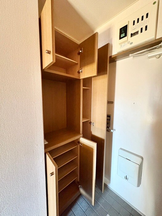 物件内観写真16　(靴箱)