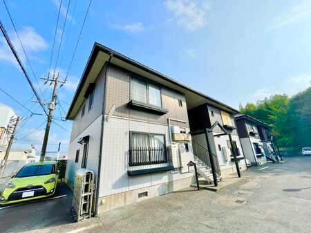 カトレア　Ｂ棟外観写真