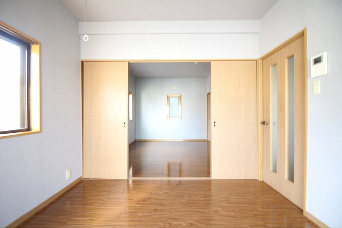 物件内観写真6　(居室)