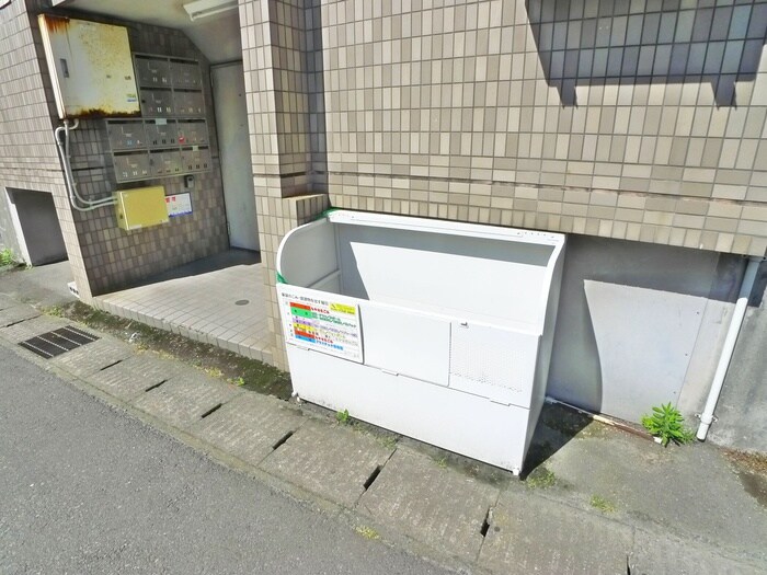 物件外観写真4　(建物設備)