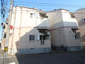 Ｋ＆Ｃ西新南外観写真